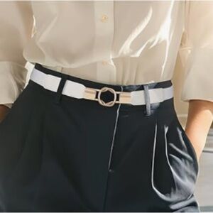 Women’s Stretch Waist Belt with Gold Ring Detail - White size OS
